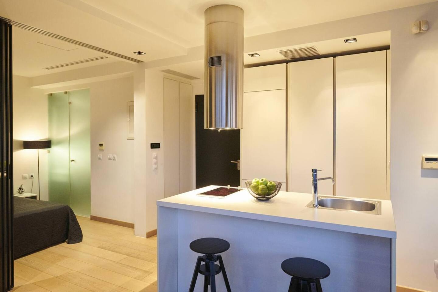 Ma Maison Nο 4, Downtown Loft , Short Walk To Acropolis, Ultra High Speed Internet 500 Mbps, Parking Upon Request, 1' From Metro Station Αθήνα Εξωτερικό φωτογραφία