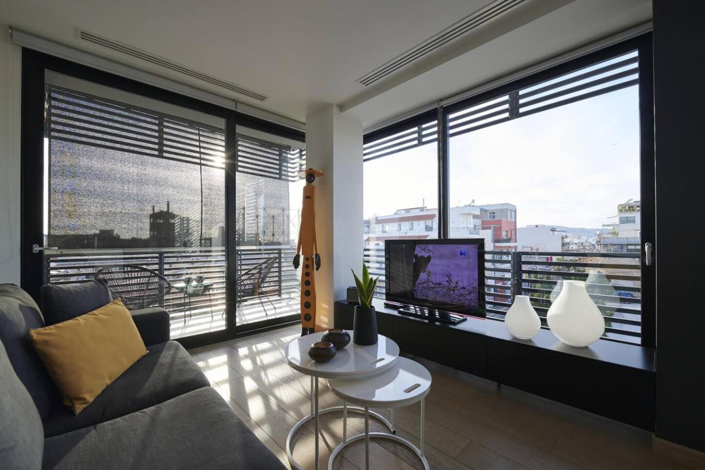 Ma Maison Nο 4, Downtown Loft , Short Walk To Acropolis, Ultra High Speed Internet 500 Mbps, Parking Upon Request, 1' From Metro Station Αθήνα Εξωτερικό φωτογραφία